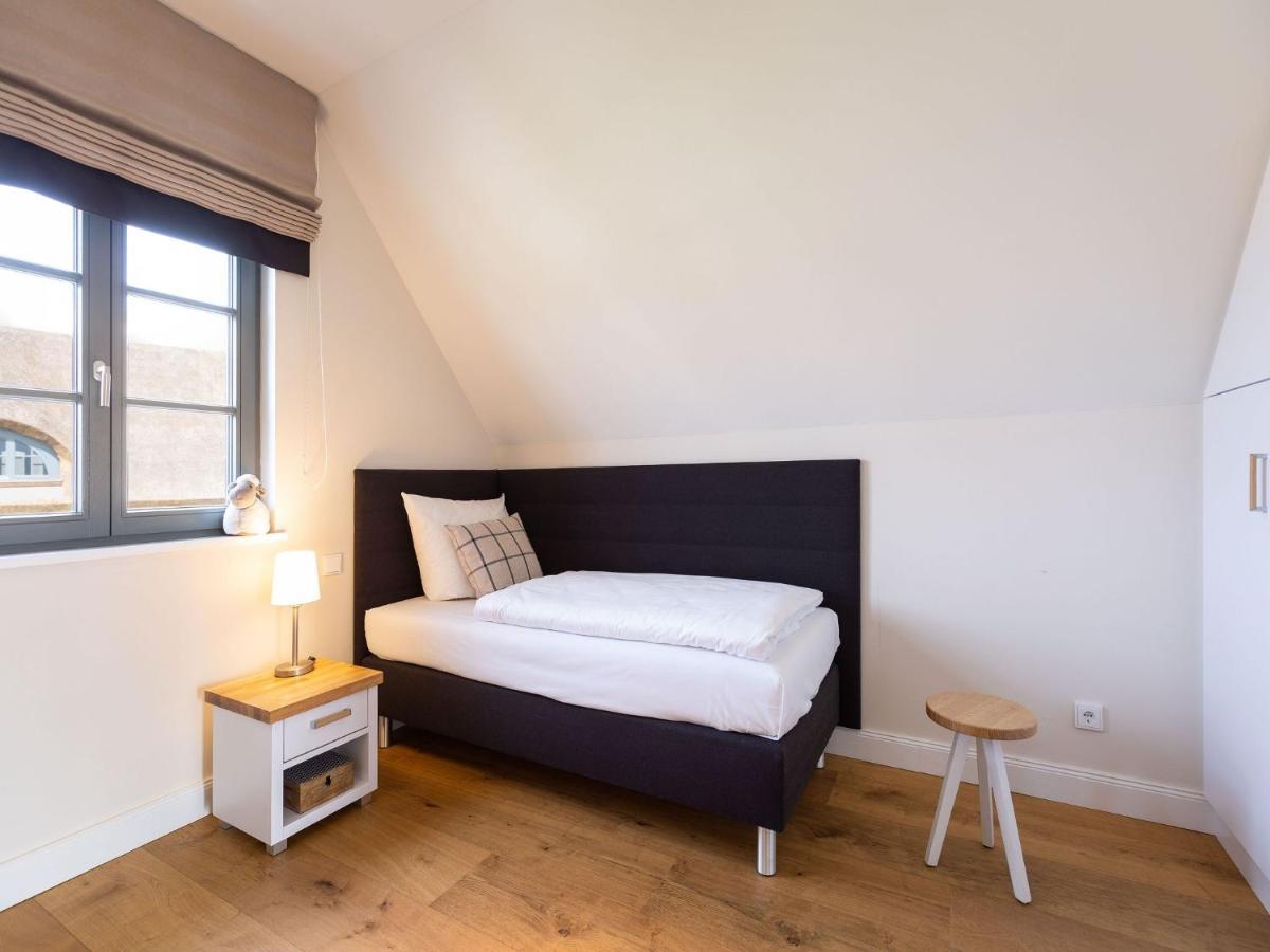Reetland Am Meer - Premium Reetdachvilla Mit 2 Schlafzimmern, Sauna Und Kamin E04 Dranske Exterior photo
